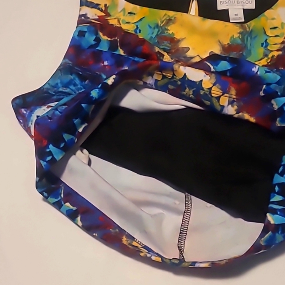 Crop Top - Picture 3 of 4